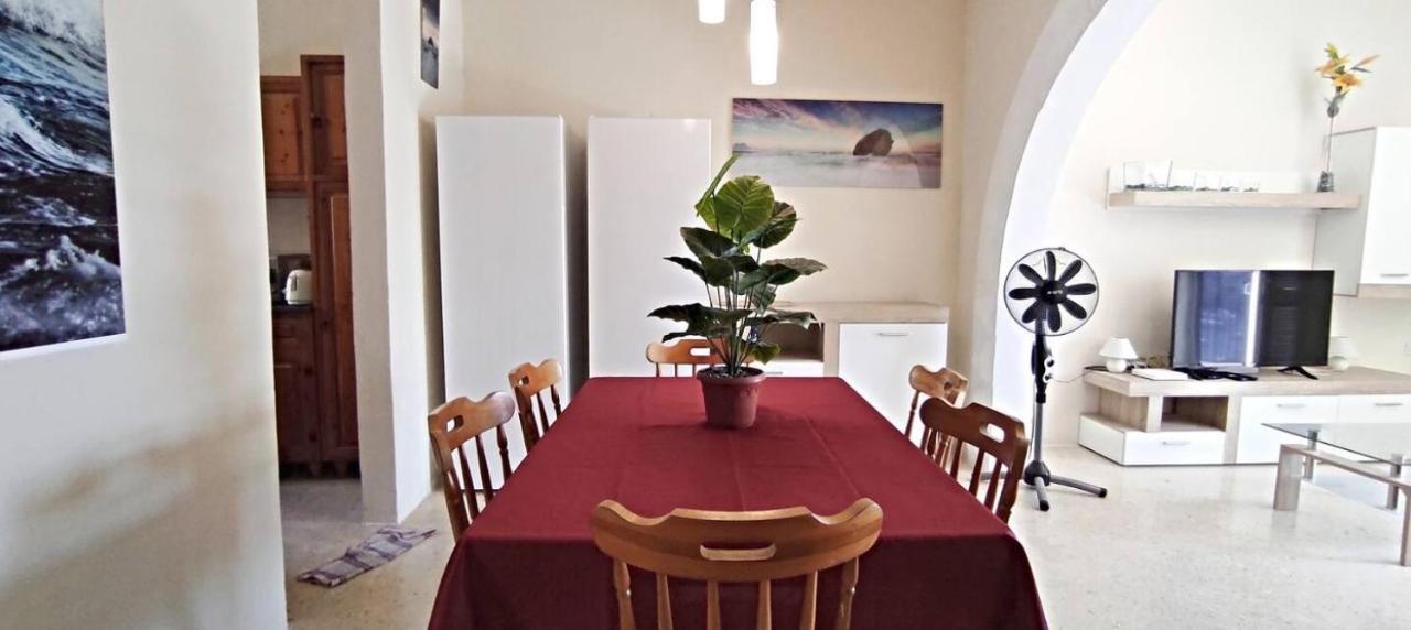 Sea View 2 Bedroom Apartment Марсаскала Екстериор снимка