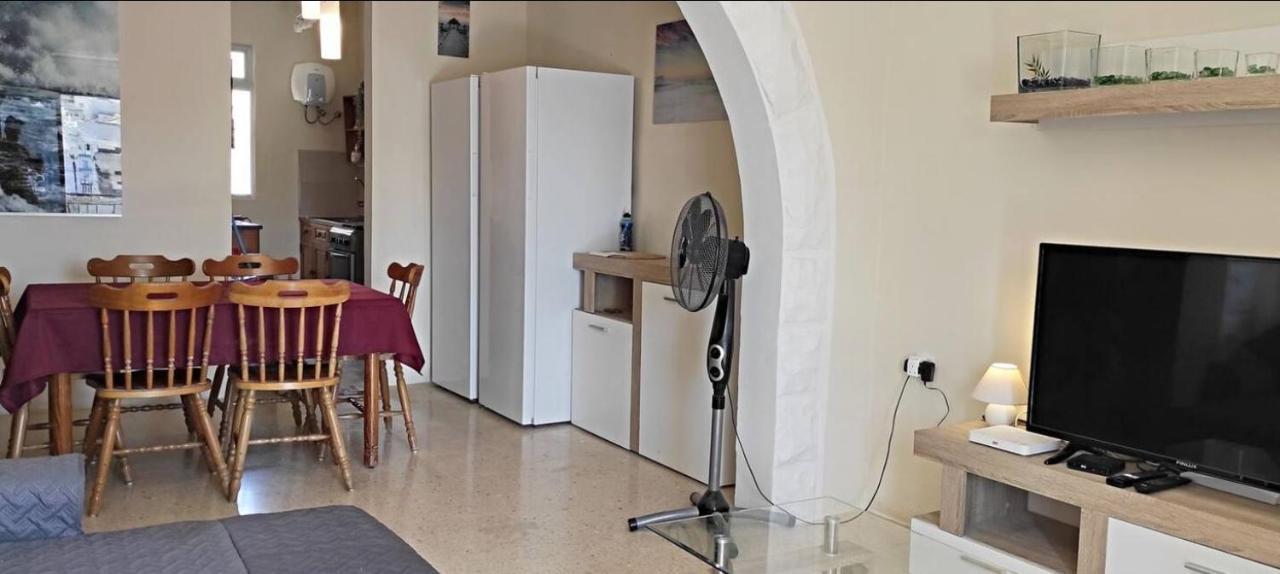 Sea View 2 Bedroom Apartment Марсаскала Екстериор снимка