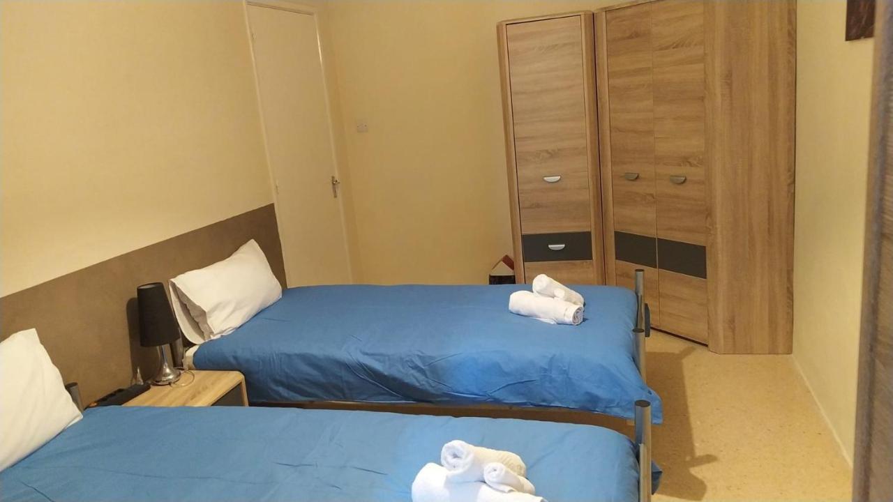 Sea View 2 Bedroom Apartment Марсаскала Екстериор снимка