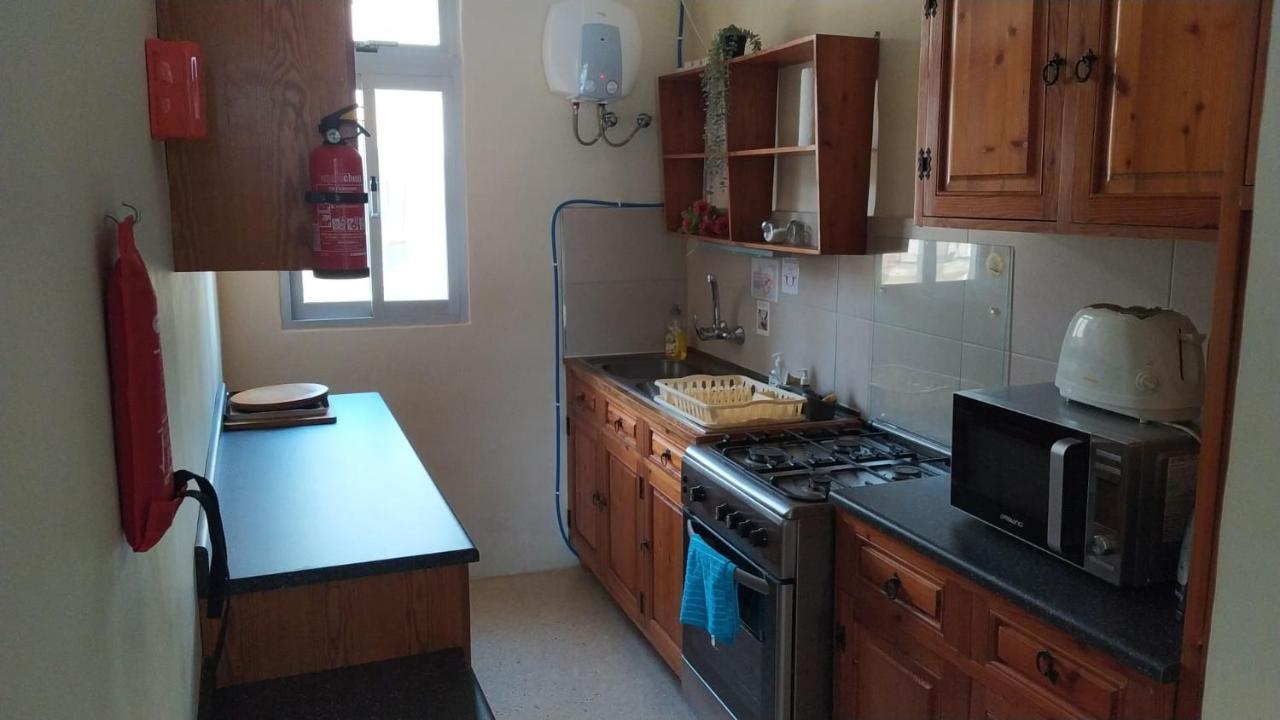 Sea View 2 Bedroom Apartment Марсаскала Екстериор снимка