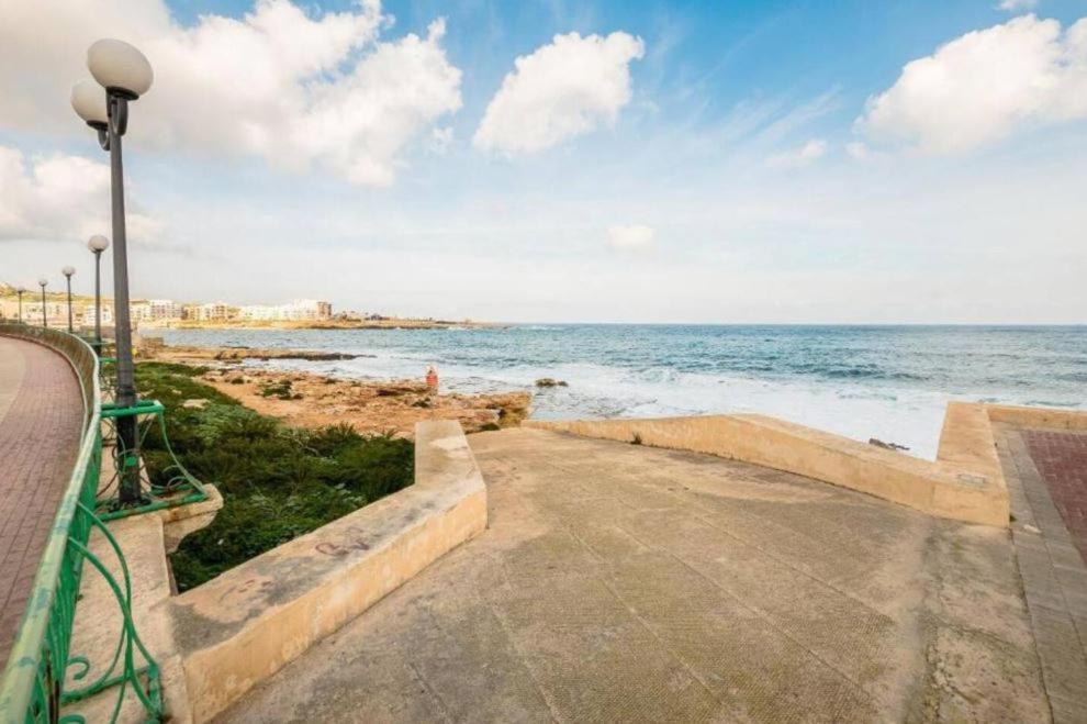 Sea View 2 Bedroom Apartment Марсаскала Екстериор снимка