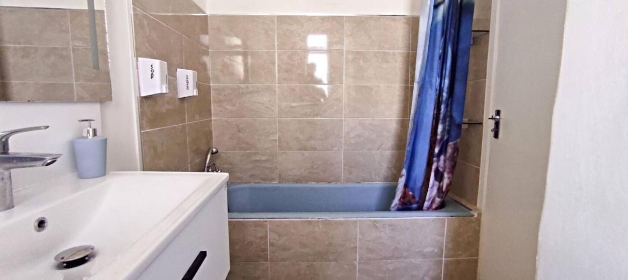 Sea View 2 Bedroom Apartment Марсаскала Екстериор снимка