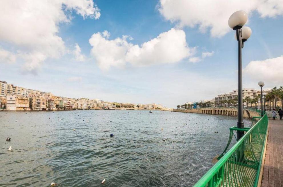 Sea View 2 Bedroom Apartment Марсаскала Екстериор снимка
